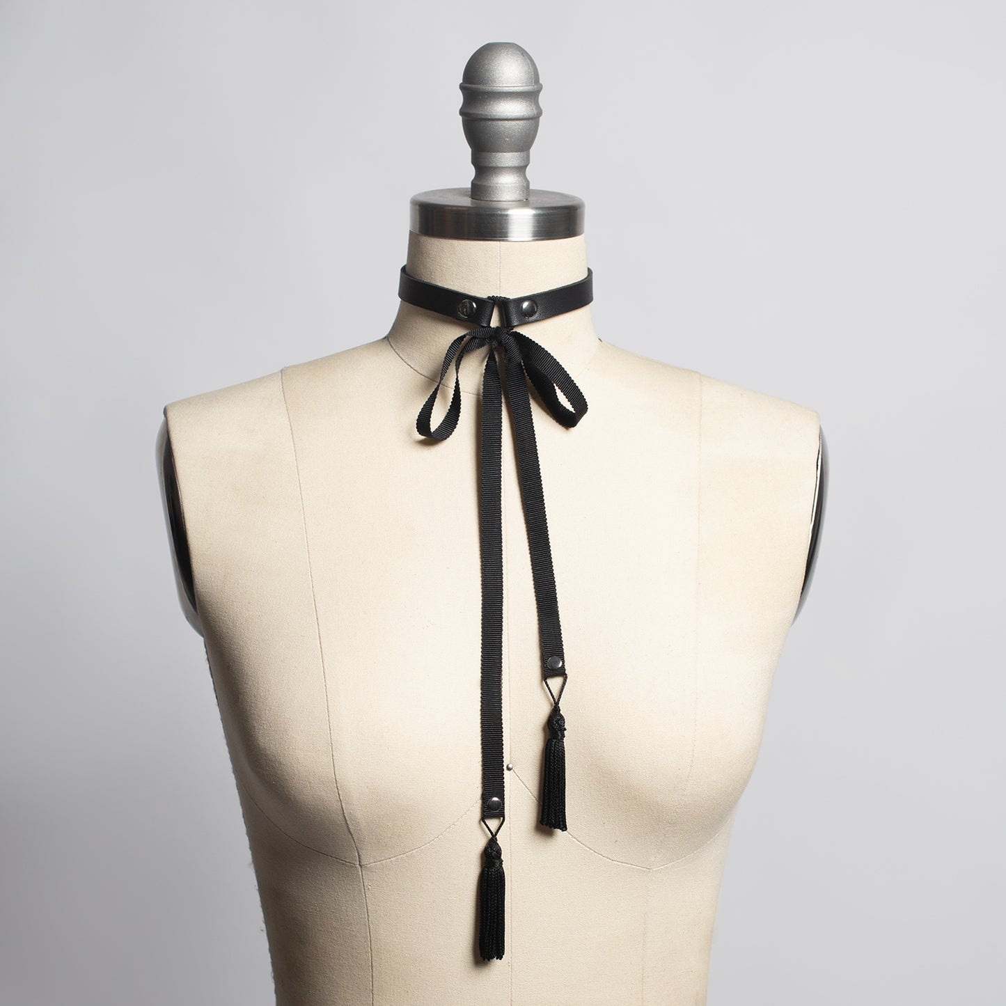 Ribbon Tassel Choker Collar