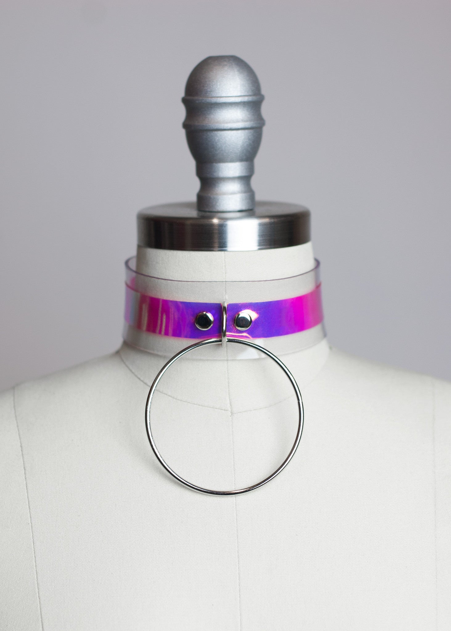 HOLOGRAPHIC O RING CHOKER COLLAR - APATICO - 4